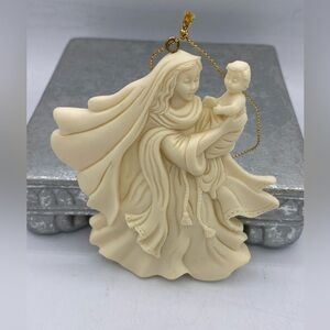 Vintage Avon Holiday Christmas Ornament- Seasons Joy Mother And Child 1997